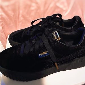 Black Velvet Pumas